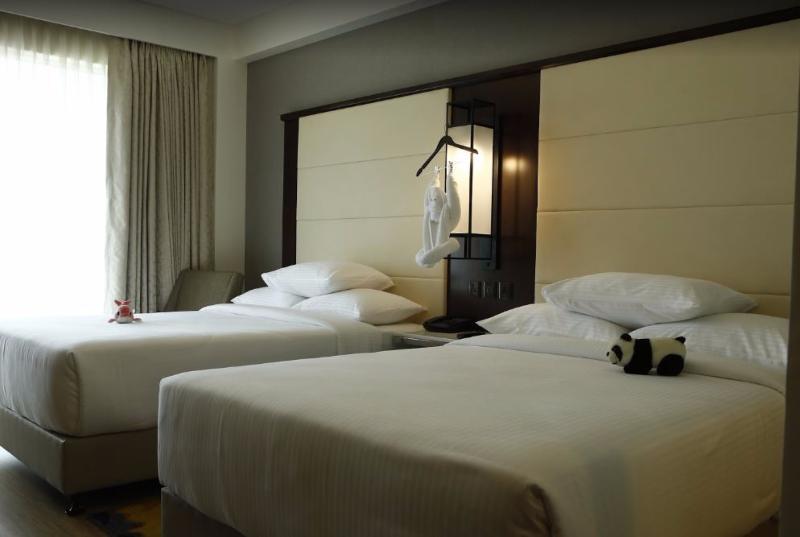 คอร์ตยาร์ด สุรัต Hotel ภายนอก รูปภาพ